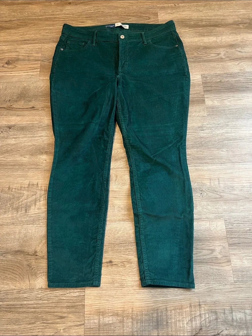 Old Navy classic straight